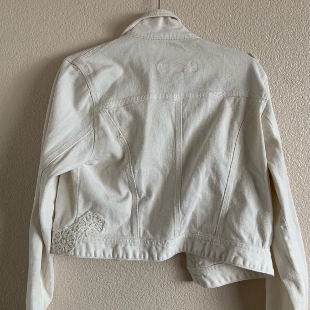 Jean jacket - Picture 5 of 6